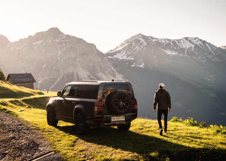 Defender Adventure Drive - Mountain Car Photography